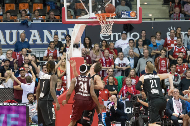 科比与贾巴 科比与贾巴