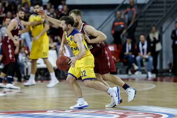 过定位球取 过定位球取